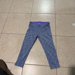 Spalding Women's Capri Leggings Purple & Teal Striped - Size S